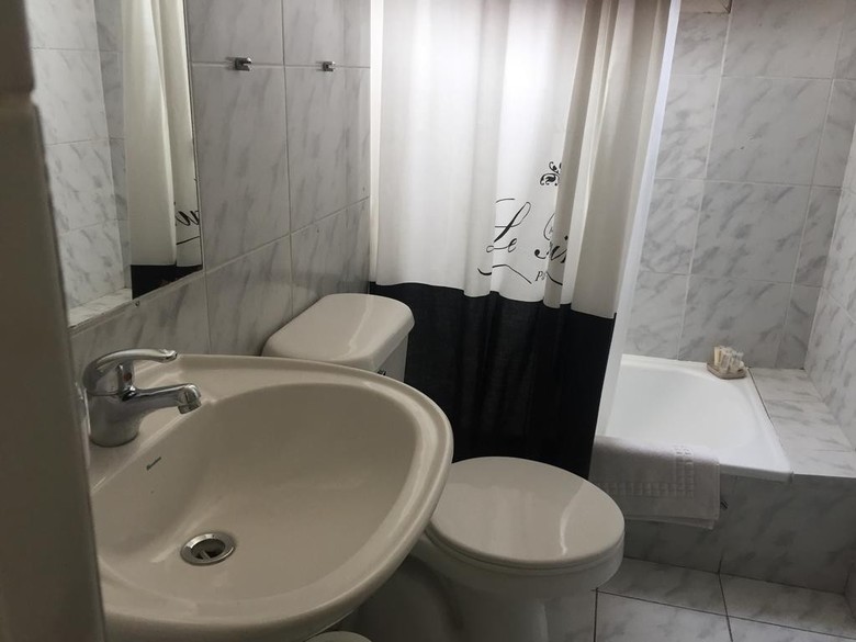 We Hotel