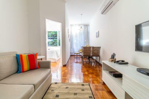 Vinicius De Moraes Ipanema Apartment