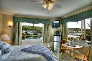 Posada Harborage Inn On The Oceanfront