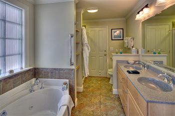 Posada Harborage Inn On The Oceanfront