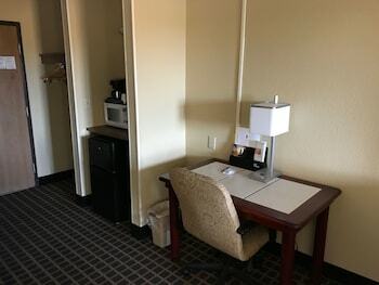 Motel Economy Inn & Suites Cedar Rapids
