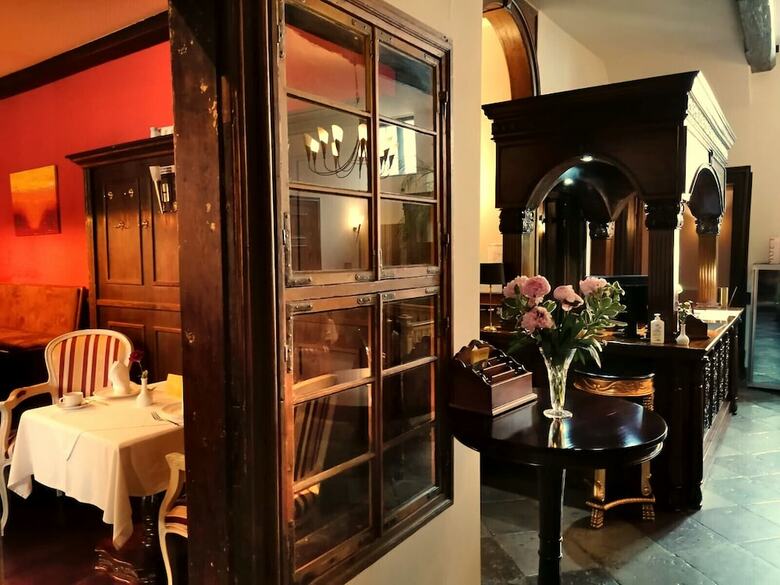 Hostal Hotel Kaufmannshaus Krahnst�ver