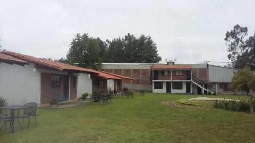 Hotel Caba�as El Fresno