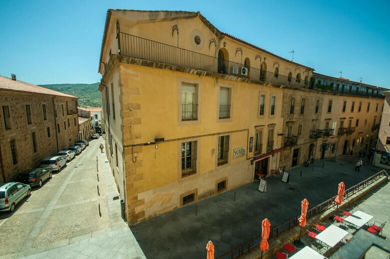 Albergue Santa Ana