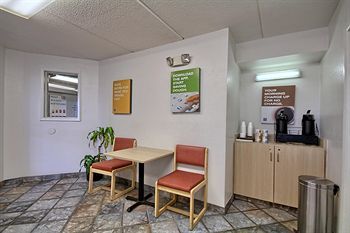 Motel 6 Detroit Northeast - Madison Heights