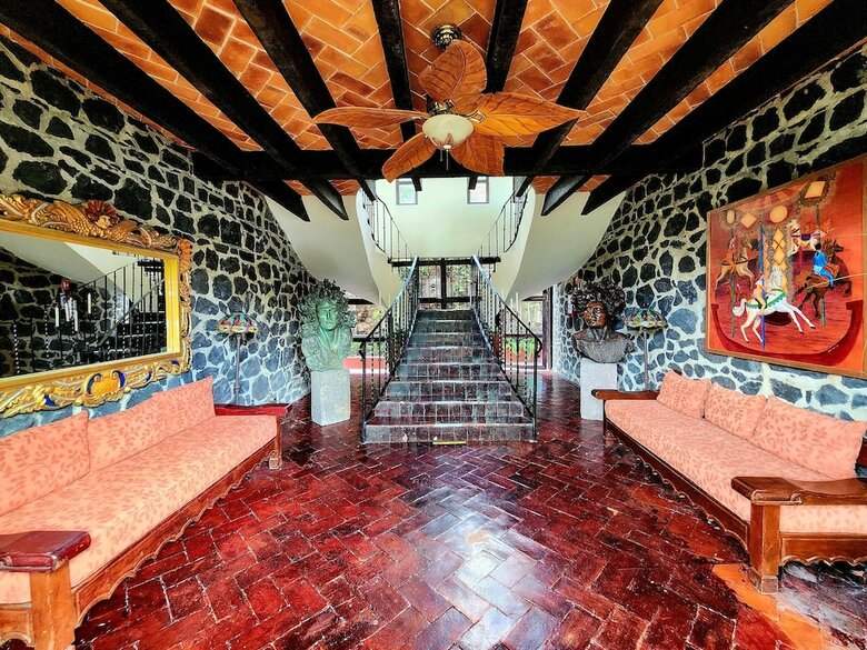Hotel Hacienda De Las Flores