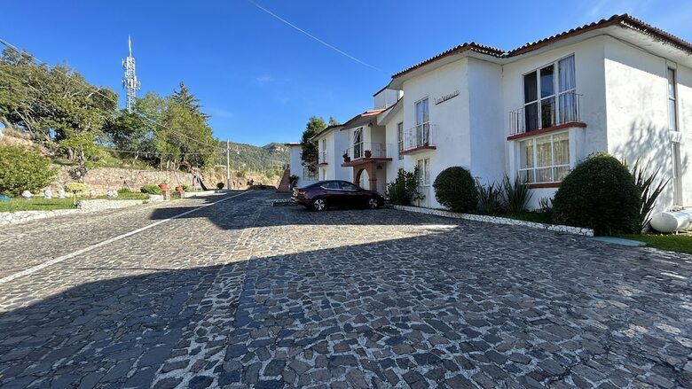 Hotel Villas De La Monta�a