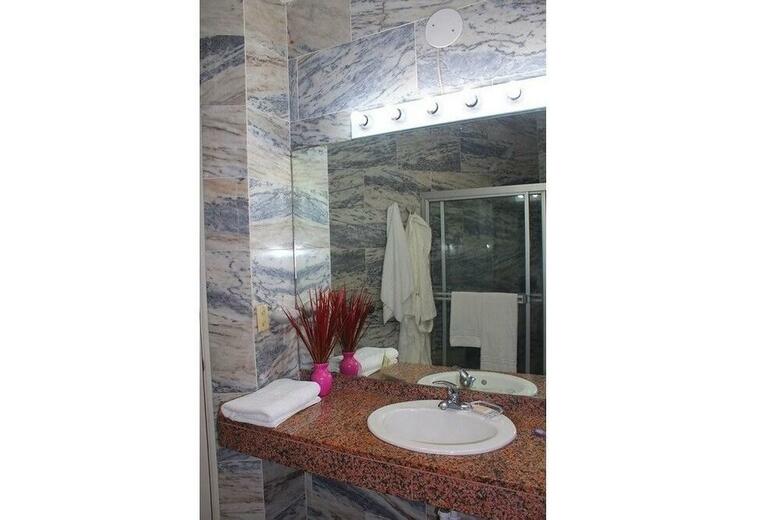 Aparthotel Torres De Alba Hotel & Suites