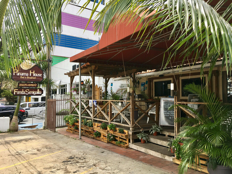Panama House Bed & Breakfast