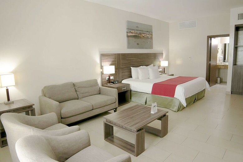 Clarion Victoria Hotel And Suites Panama