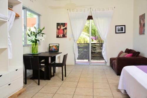 Aparthotel Villas Geminis Condohotel