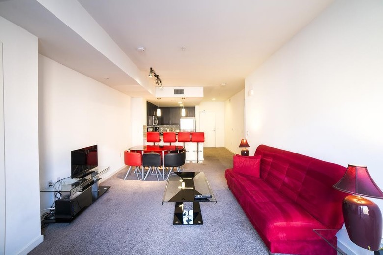 Wilshire Getaway Apartment