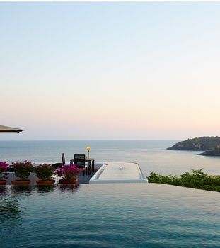 Tentaciones Hotel & Lounge Pool