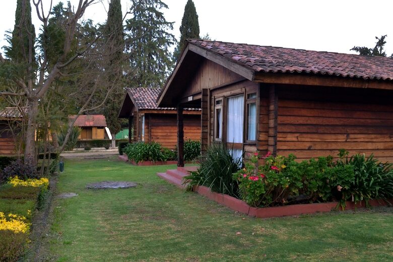 Hotel Zirahuen Forest And Resort