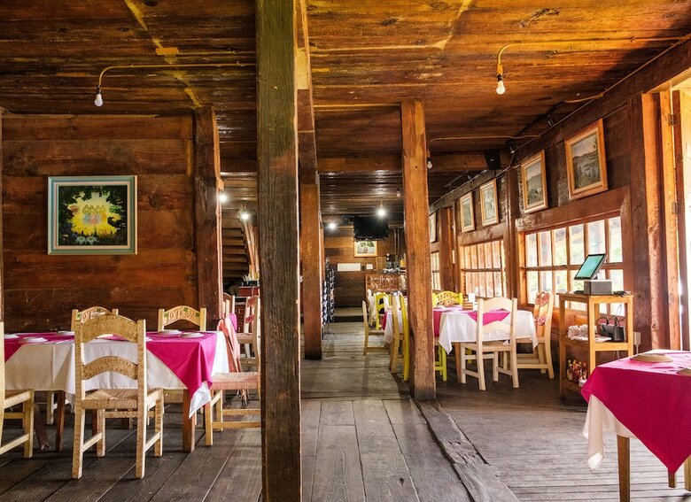 Hotel Zirahuen Forest And Resort