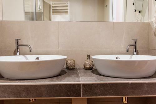 Bed & Breakfast N4u Guest House