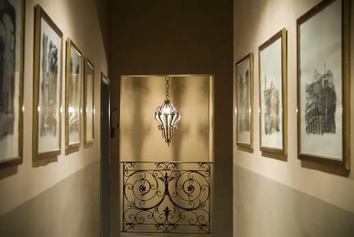 Bed & Breakfast N4u Guest House