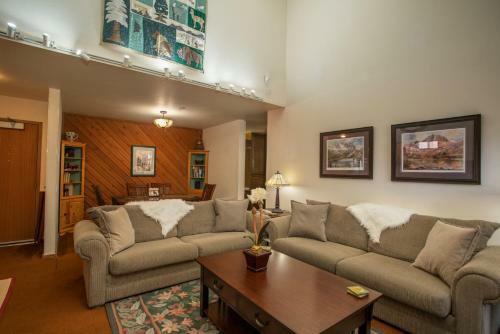 Hotel Aspen Creek By 101 Great Escapes