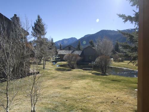 Hotel Snowcreek Resort