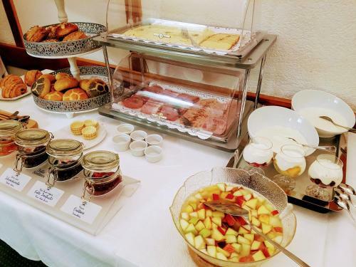 Hostal Hotel Garni Reulein