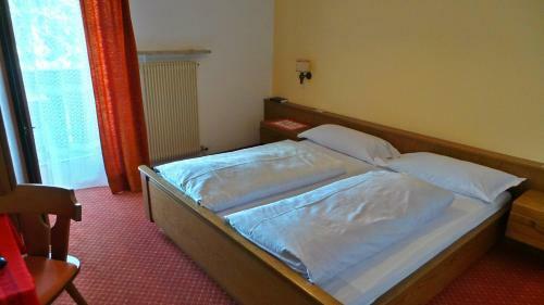 Hostal Gasthof Edelweiss