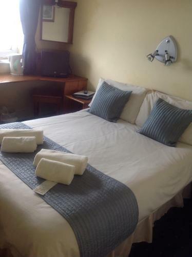 Hostal Cubbon House