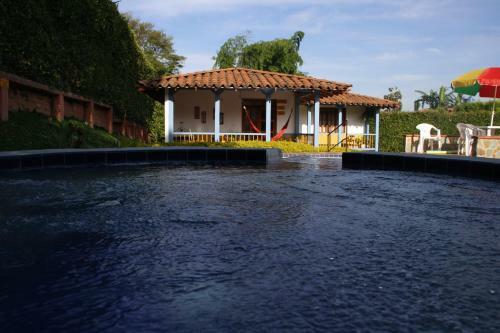 Hostal Villa Flor Blanca