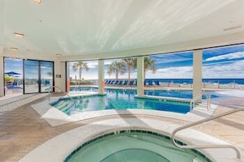 Hotel Holiday Inn Express Orange Beach - On The Beach