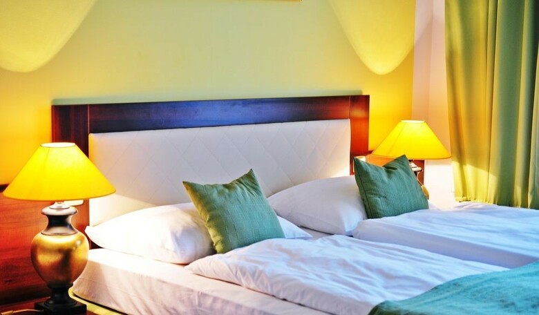 Prague Season Hotel