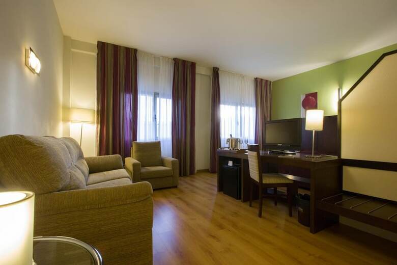 Hotel La Boro�a
