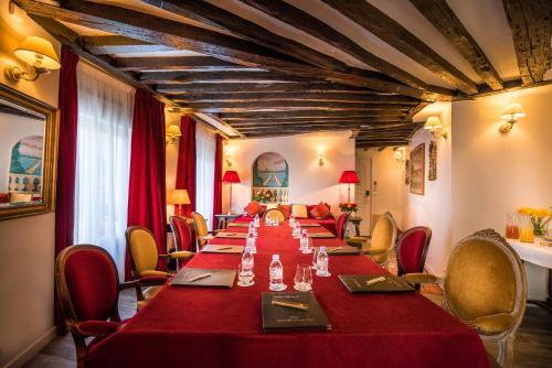 Hotel H�tel Louis II Saint Germain