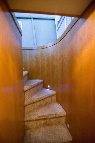 Ocean Romance Dockside Bed & Breakfast Yacht