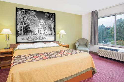 Hotel Super 8 Madison East
