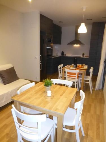Hostal L'astrolabi Guest House