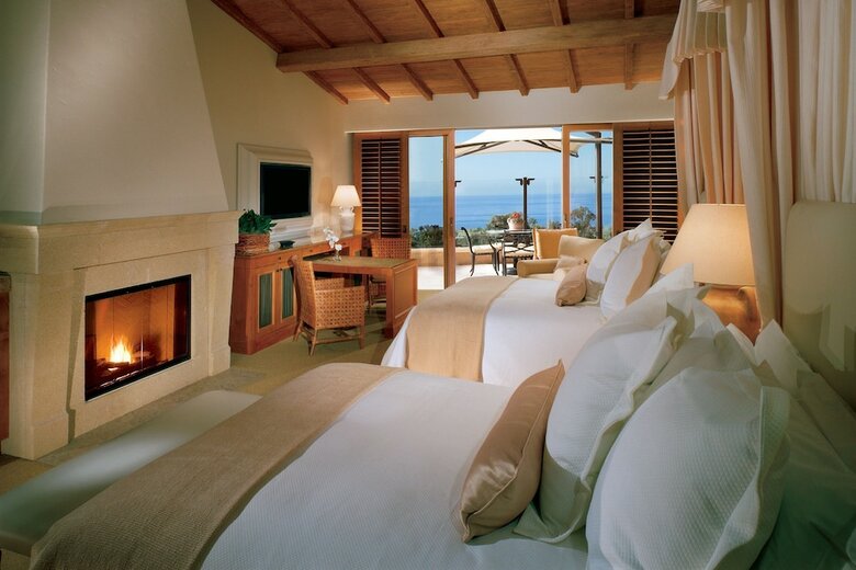 Hotel Resort At Pelican Hill