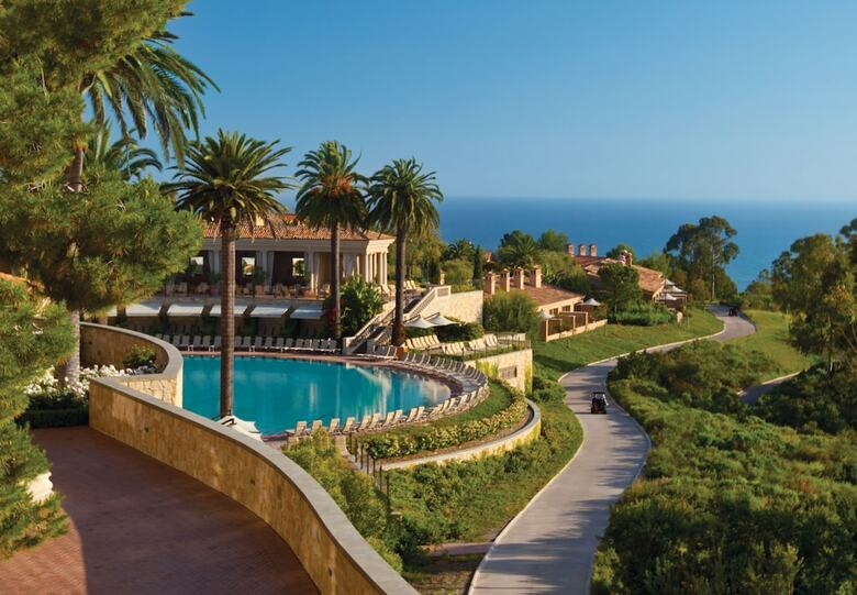 Hotel Resort At Pelican Hill