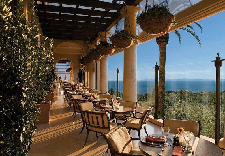 Hotel Resort At Pelican Hill