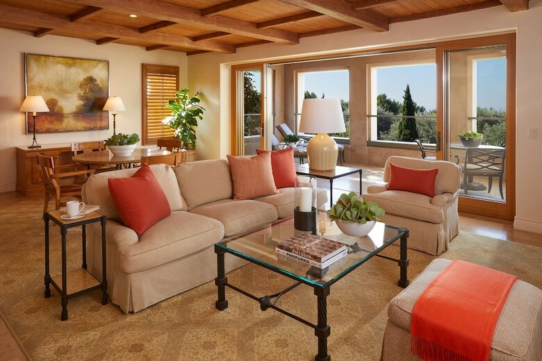 Hotel Resort At Pelican Hill