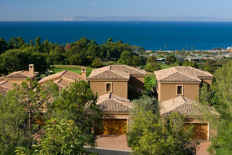 Hotel Resort At Pelican Hill