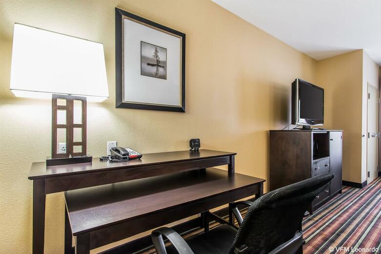 Hotel Comfort Suites Jackson