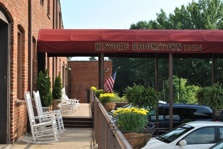 Hotel The Historic Brookstown Inn