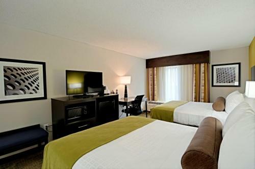 Hotel Best Western Plus Hanes Mall