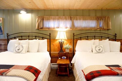 Motel Moose Creek Cabins