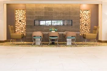 City Hotel & Bistro