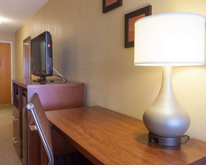 Hotel Comfort Inn I-40 East