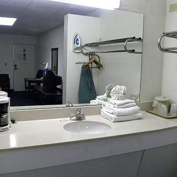 Motel Guest Inn Rogers