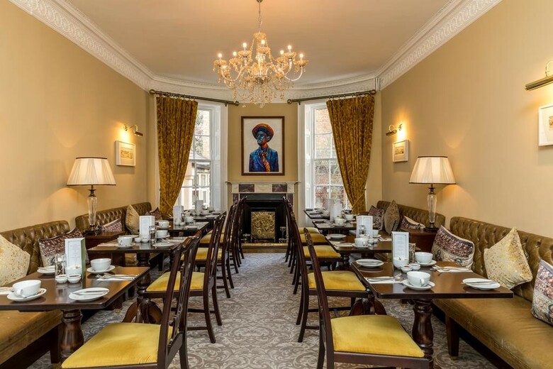 Hotel Stauntons On The Green