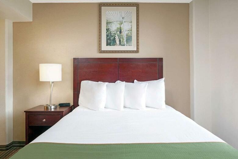 Hotel Hawthorn Suites By Wyndham Richardson