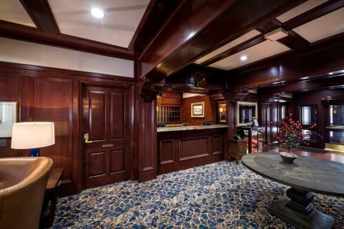 Hotel Poste Montane Lodge By East West Resorts
