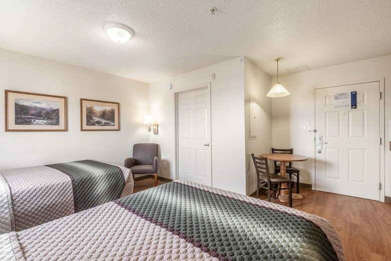 Hotel Suburban Extended Stay Concord